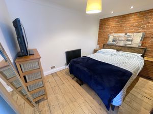 Station Road- click for photo gallery